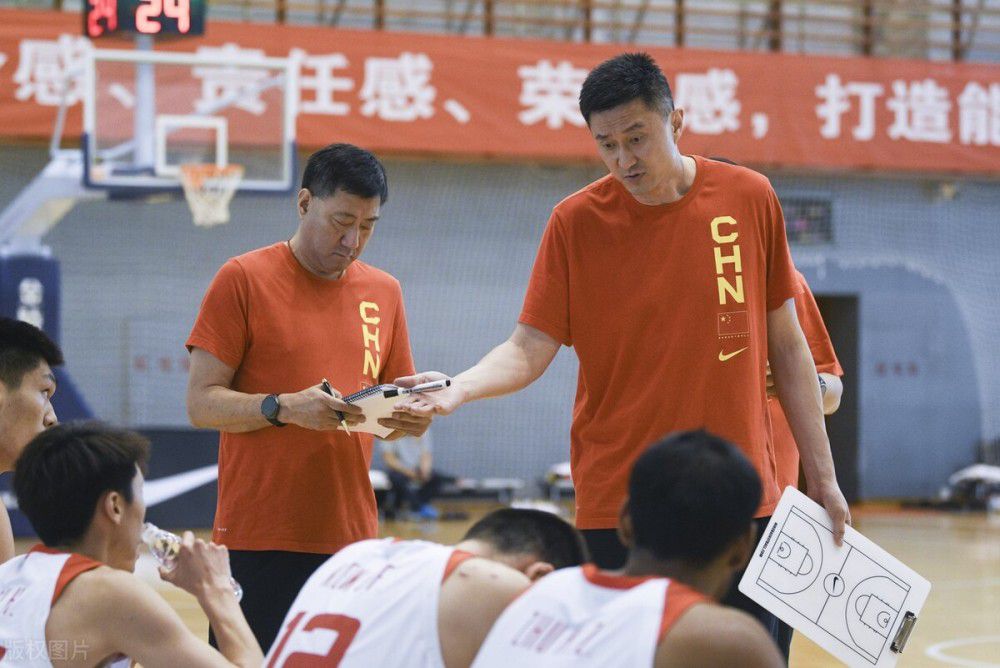 推荐：利物浦欧联杯前瞻：西汉姆 VS 弗赖堡时间：2023-12-15 04:00西汉姆联在上轮联赛的客场被富勒姆按在地上摩擦，5球大败毫无招架之力。